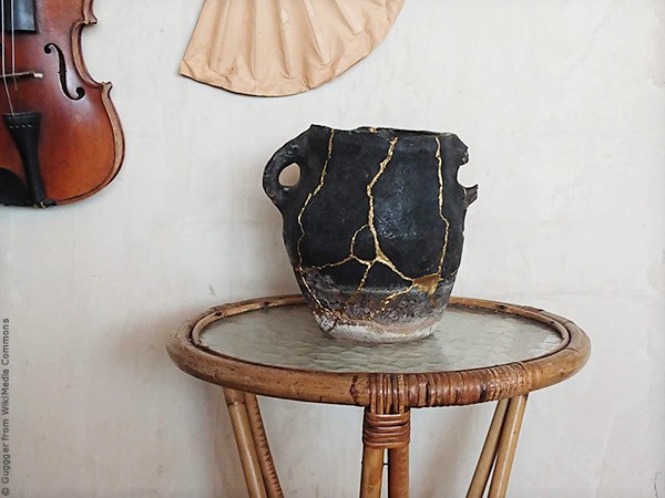 Bring Your Broken Pieces to the Kintsugi Master